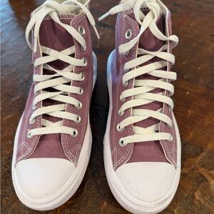 Women's High-Top Sneakers in Pink